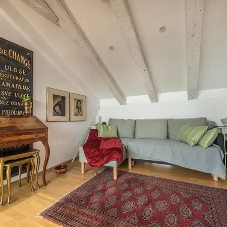 Adriatika Seaside Loft Apartment *